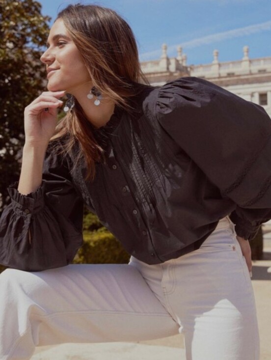 Sonmer Tops - EUC Sonmer Kitty Blouse in Black Lace Poplin